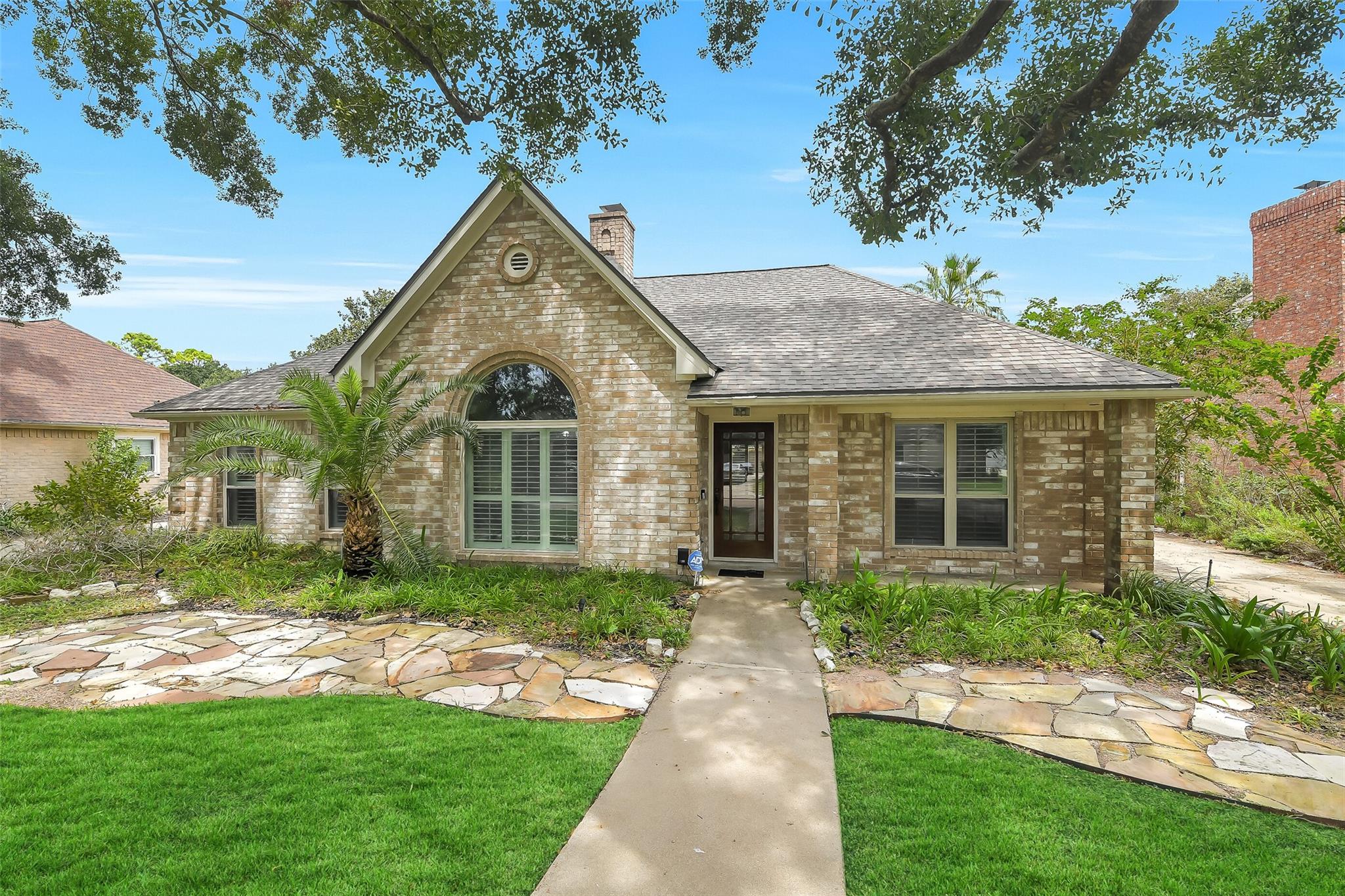 15846 Signal Creek Dr, For Sale in Houston - eXp Realty