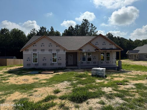602 Tuscany Cir, Princeton, NC, 27569-9558 | Card Image
