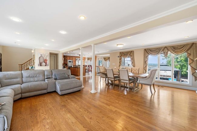 8205 Grand Ave, House other with 4 bedrooms, 4 bathrooms and null parking in North Bergen NJ | Image 7