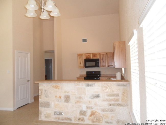 1211 Rimrock Cv, House other with 3 bedrooms, 2 bathrooms and null parking in Spring Branch TX | Image 7