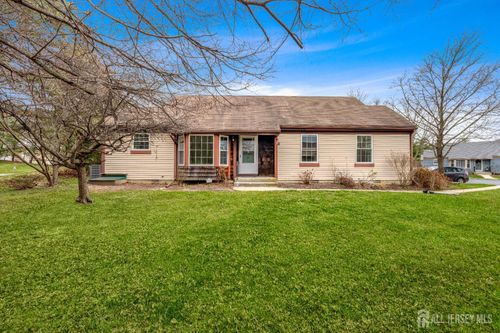 153 Concordia Cir, Monroe, NJ, 08831-4604 | Card Image