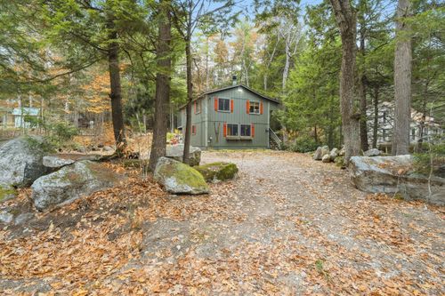 10 N Bay Road, Bridgton, ME, 04009 | Card Image