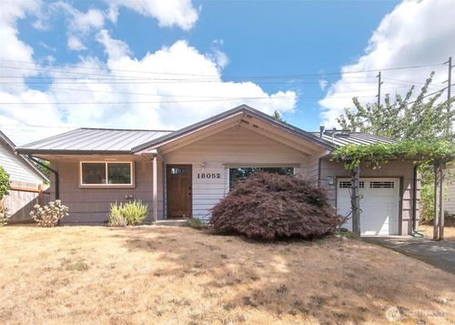 18052 7th Ave Ne, Shoreline, WA, 98155-3621 | Card Image