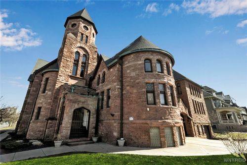 3-233 Richmond Ave, Buffalo, NY, 14222-1928 | Card Image