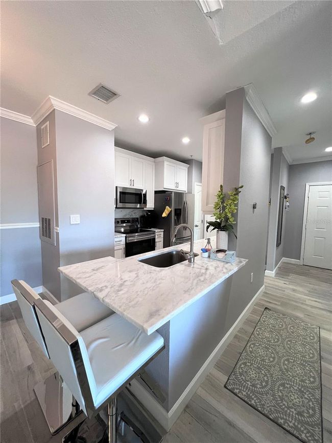 APT-4303 - 5000 Culbreath Key Way, Condo with 2 bedrooms, 2 bathrooms and null parking in TAMPA FL | Image 5