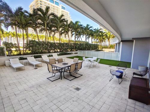 506-3101 Bayshore Dr, Fort Lauderdale, FL, 33304-4249 | Card Image