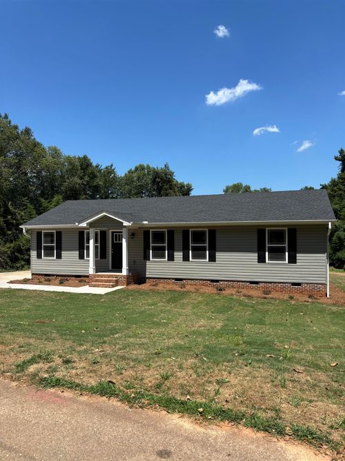 99 Elmina St, Spartanburg, SC, 29303 | Card Image