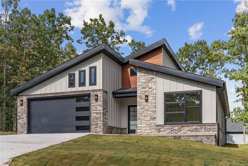 11 Crieff Cir, Bella Vista, AR, 72715-4737 | Card Image