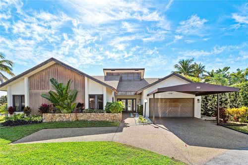 630 Se 9th Ave, Pompano Beach, FL, 33060-8159 | Card Image