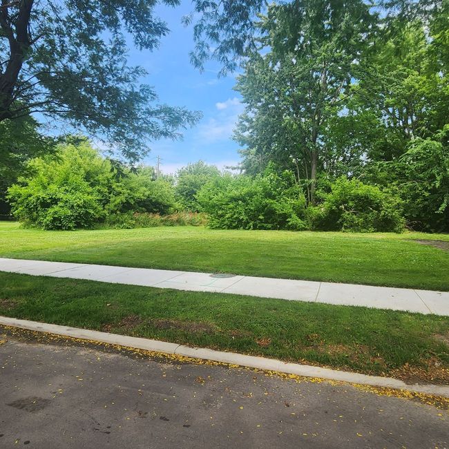 732 Manistique Ave, Home with 4 bedrooms, 2 bathrooms and null parking in Manistique MI | Image 6