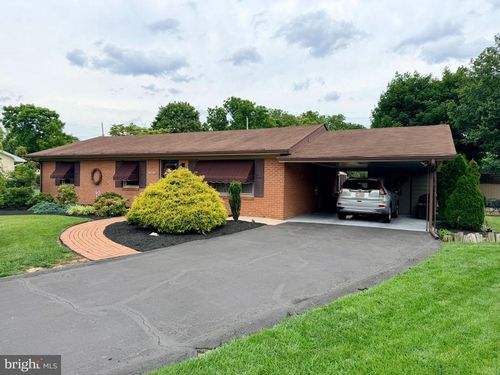 11917 Comanche Dr, SMITHSBURG, MD, 21783-2030 | Card Image