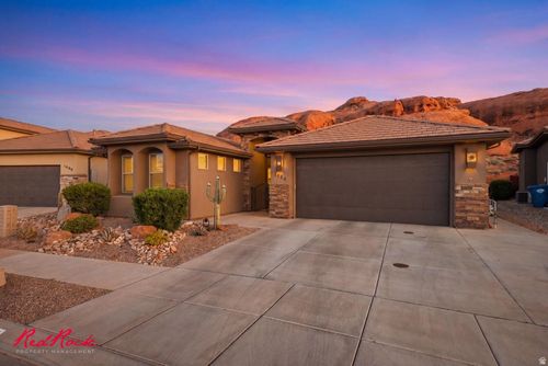 1084 N Montana Ln, St George, UT, 84770-5256 | Card Image