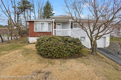 224 Dale Ave, Scranton, PA, 18504-9622 | Card Image