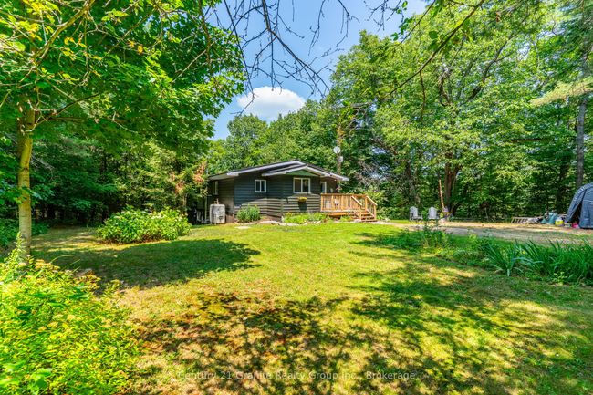 10979 Highway 118, House other with 3 bedrooms, 1 bathrooms and 8 parking in Algonquin Highlands ON | Image 30