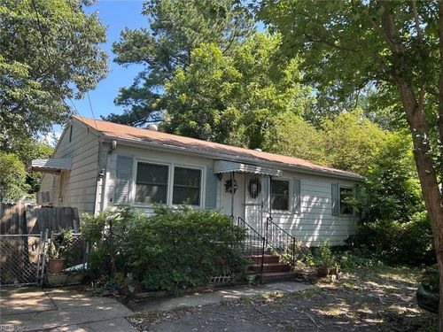 1009 72nd St, Newport News, VA, 23605-1901 | Card Image