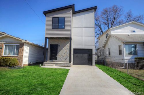 2808 Goodrich St, Ferndale, MI, 48220-1004 | Card Image