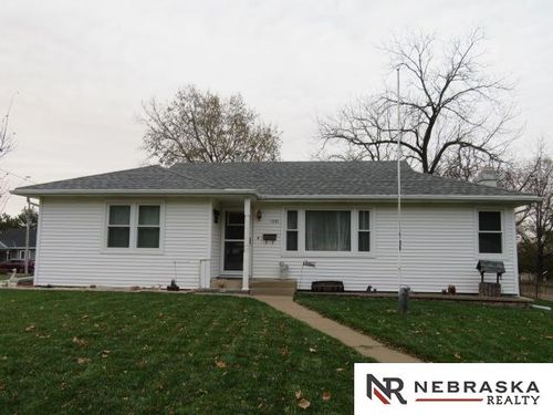 1121 Douglas St, Wayne, NE, 68787-1027 | Card Image