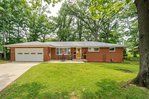 87 Woodhill Ct, Decatur, IL, 62521-5540 | Card Image