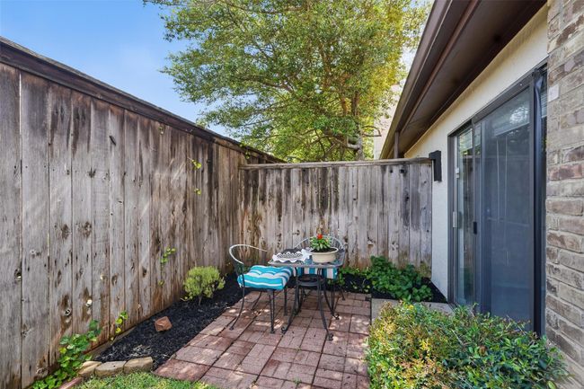 View of backyard patio | Image 14