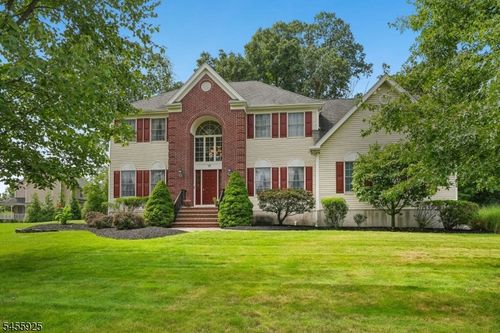 17 Burniston Ct, Hillsborough, NJ, 08844-2334 | Card Image