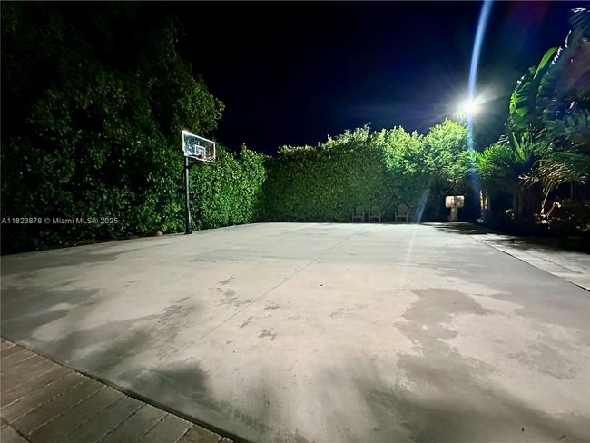 19420 Sw 129 Th Ave, House other with 4 bedrooms, 3 bathrooms and null parking in Miami FL | Image 53