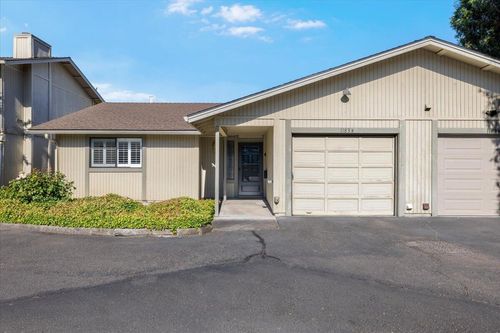 apt-a-1183 Progress Dr, Medford, OR, 97504-4699 | Card Image