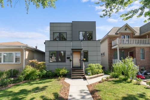 5047 W Winnemac Ave, Chicago, IL, 60630-2315 | Card Image