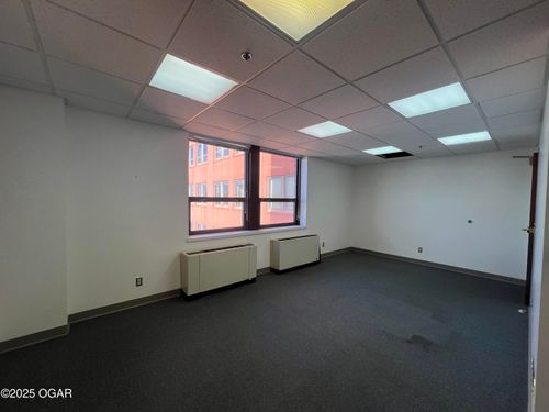 502-402 S Main St, Joplin, MO, 64801-2349 | Card Image