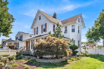 187 Perkins Avenue, House other with 3 bedrooms, 2 bathrooms and null parking in Oceanside NY | Image 3