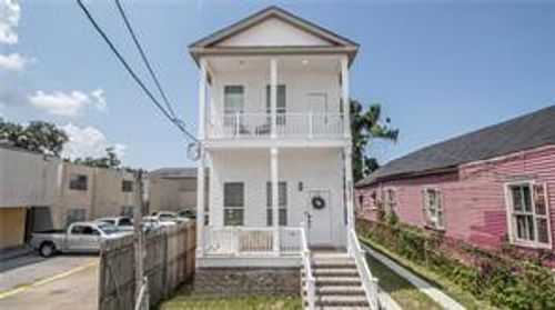 2833 S Derbigny St, New Orleans, LA, 70125-3936 | Card Image