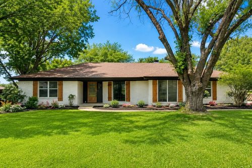 6505 Riviera Drive, North Richland Hills, TX, 76180 | Card Image