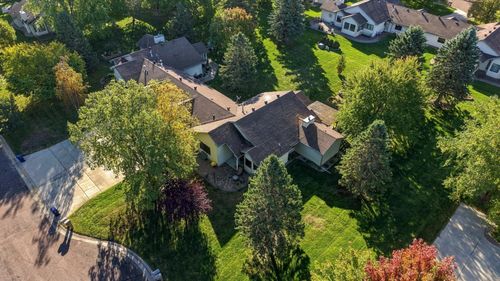 2206 Brookwood Ct, Fergus Falls, MN, 56537-3941 | Card Image