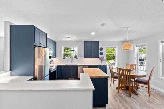 5626 55 Ave, House other with 4 bedrooms, 3 bathrooms and 4 parking in Olds AB | Image 18