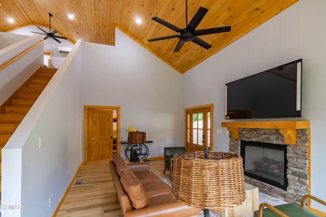 617 Davenport Rd, House other with 3 bedrooms, 3 bathrooms and null parking in Gatlinburg TN | Image 12