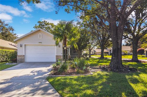 25036 Cranes Roost Cir, LEESBURG, FL, 34748-7467 | Card Image