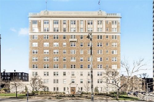 303-701 S Skinker Boulevard, St Louis, MO, 63105 | Card Image