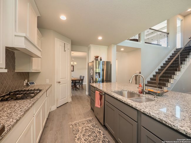 184 Cimarron Crk, House other with 4 bedrooms, 4 bathrooms and null parking in Boerne TX | Image 13