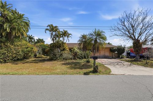 2204 Channel Way, NORTH FORT MYERS, FL, 33917-2516 | Card Image