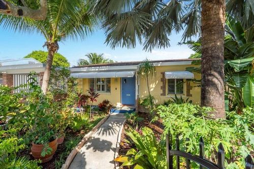 1022 K St, Lake Worth Beach, FL, 33460-2234 | Card Image