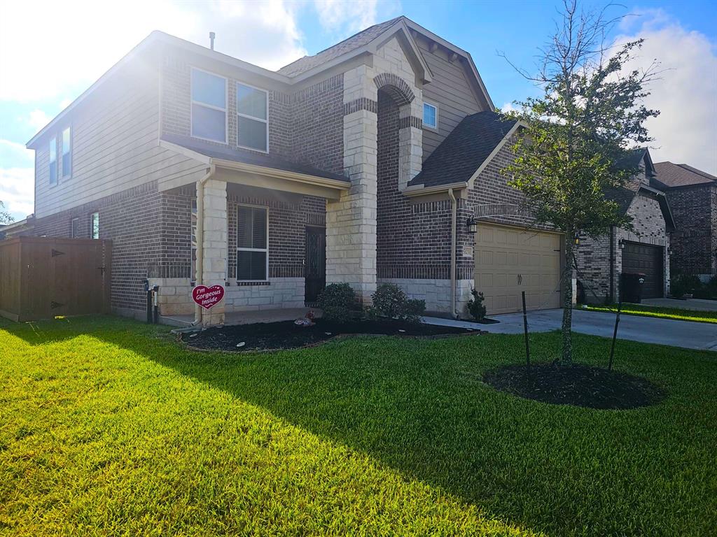 Eagle Falls Ln, Brookshire, TX 77423