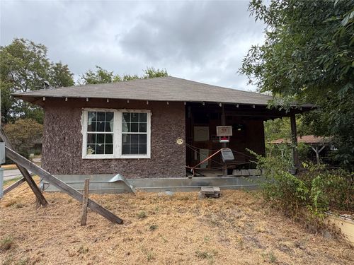 405 Charter St, Whitesboro, TX, 76273-2231 | Card Image
