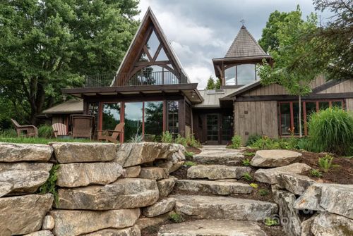 113 Forest Hills Dr, Black Mountain, NC, 28711-9757 | Card Image