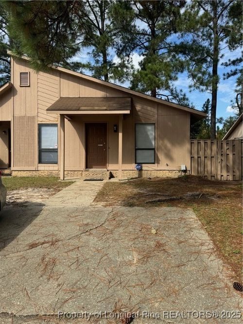 642 Mosswood Ln, Fayetteville, NC, 28311-1936 | Card Image