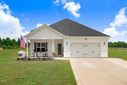 607 Laurel Lake Rd, Salemburg, NC, 28385-8610 | Card Image