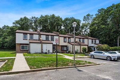 11 - 278 Central Boulevard E, Condo with 3 bedrooms, 1 bathrooms and 1 parking in Brick NJ | Image 2