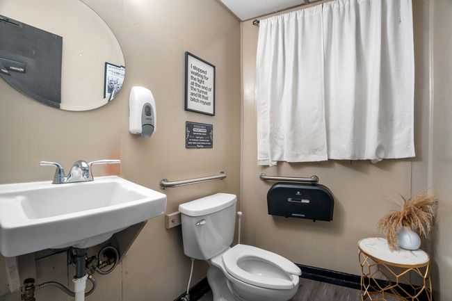 220 Southfield Rd, Home with 0 bedrooms, 0 bathrooms and null parking in Ecorse MI | Image 18