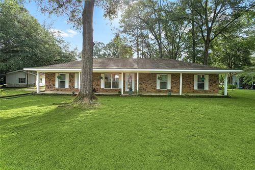 29758 Oak St, Holden, LA, 70744-4617 | Card Image