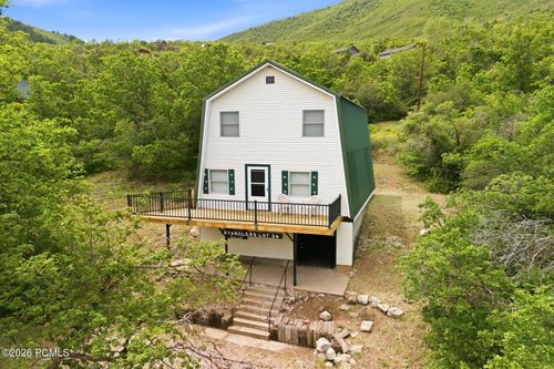 1095 W Acorn Ln, Midway, UT, 84049-6571 | Card Image