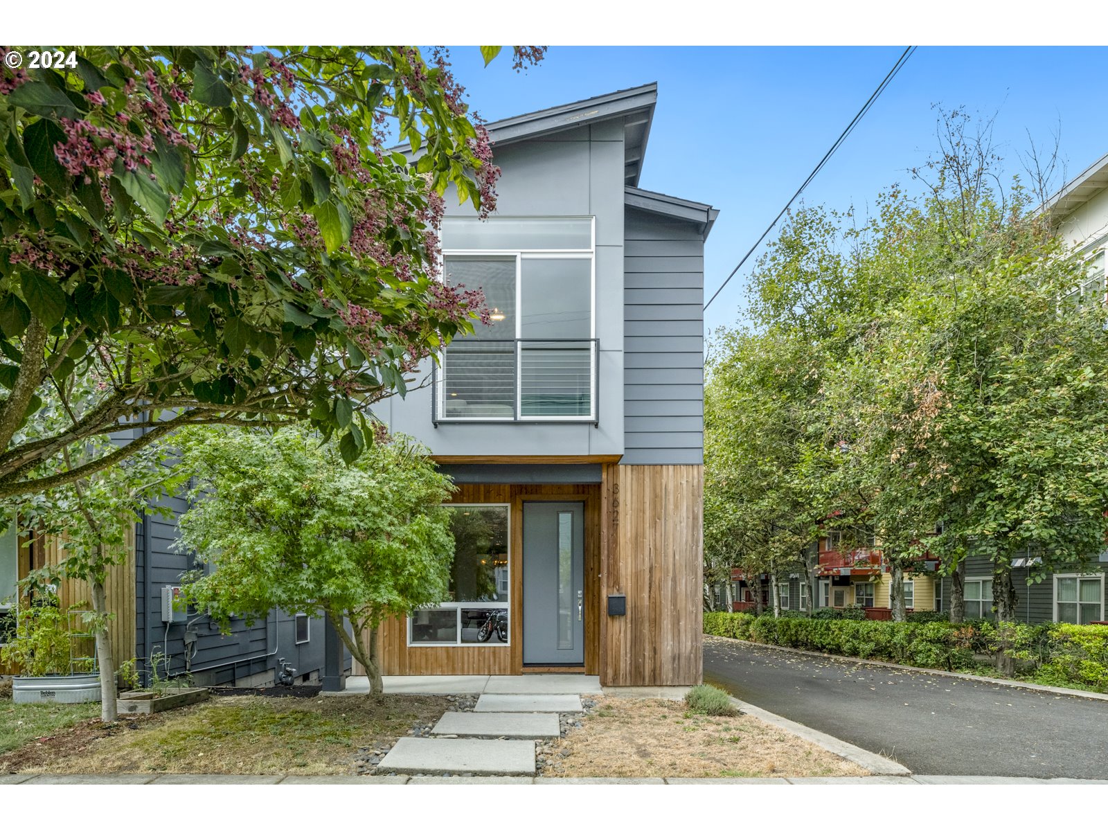 28th Ave, Portland, OR 97202