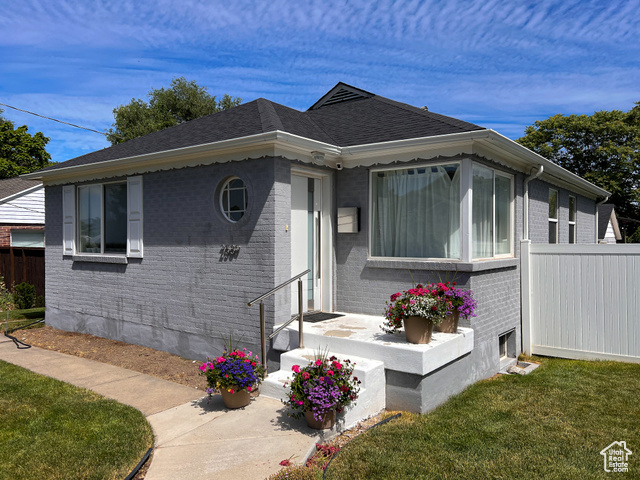 Lambourne Ave, Salt Lake City, UT 84109